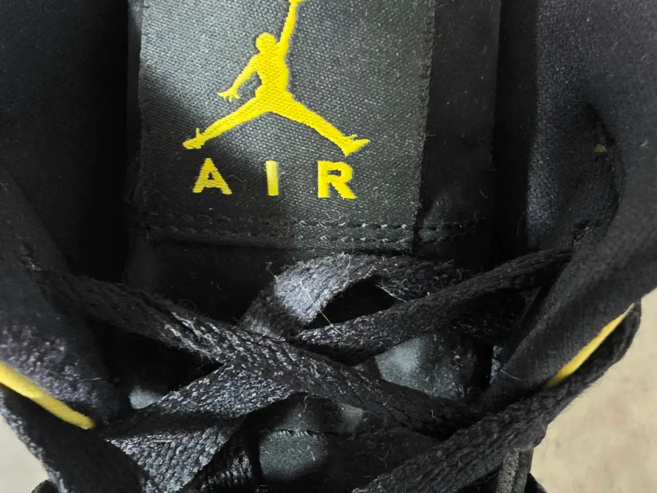Billede 3 - Nike Air Jordan 1 High Yellow Toe