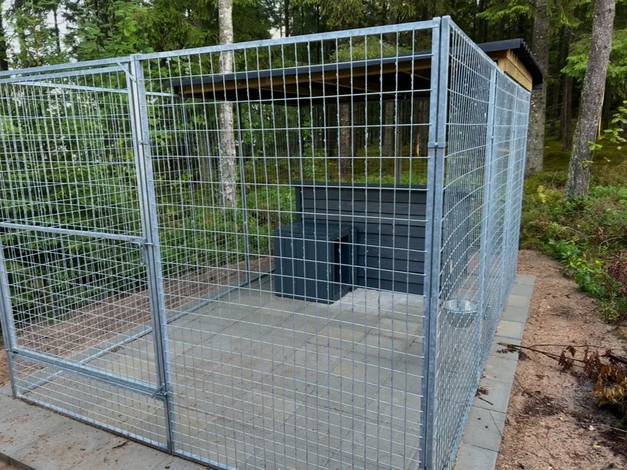 Billede 2 - Komplet hundegård sælges