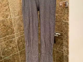 Lækre leggings fra bik bok str xs