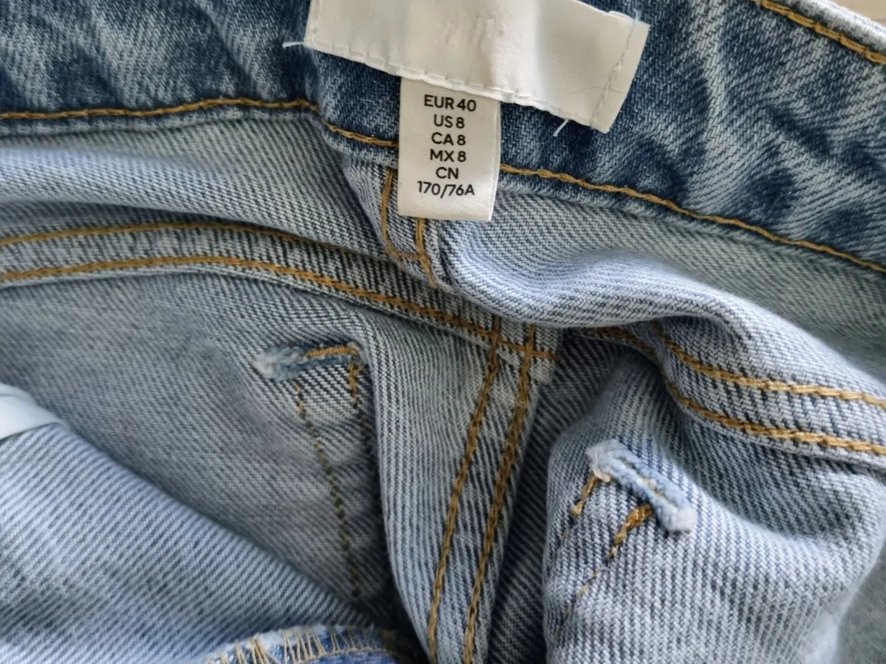 Billede 4 - 2 par jeans, high waist  str 38 og str 40