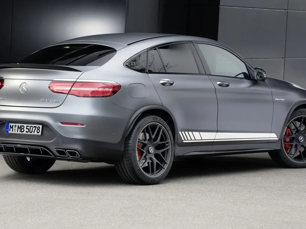 Billede 1 - AMG-Racing stripe i hvid GLC, C/E-klasse