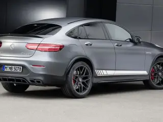 AMG-Racing stripe i hvid GLC, C/E-klasse