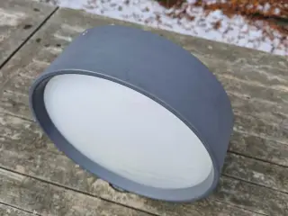 Klassisk rund plafond fra Louis Poulsen