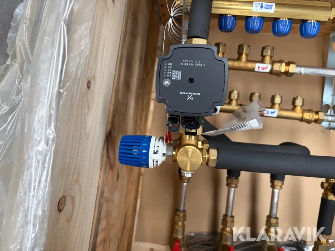 Billede 6 - Gulvvarmeunit Wavin BCVS TP2 5KV + 3VV + 4GV med 4 kredse og Grundfos cirkulationspumpe