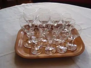 glas (Kirsten Pill)