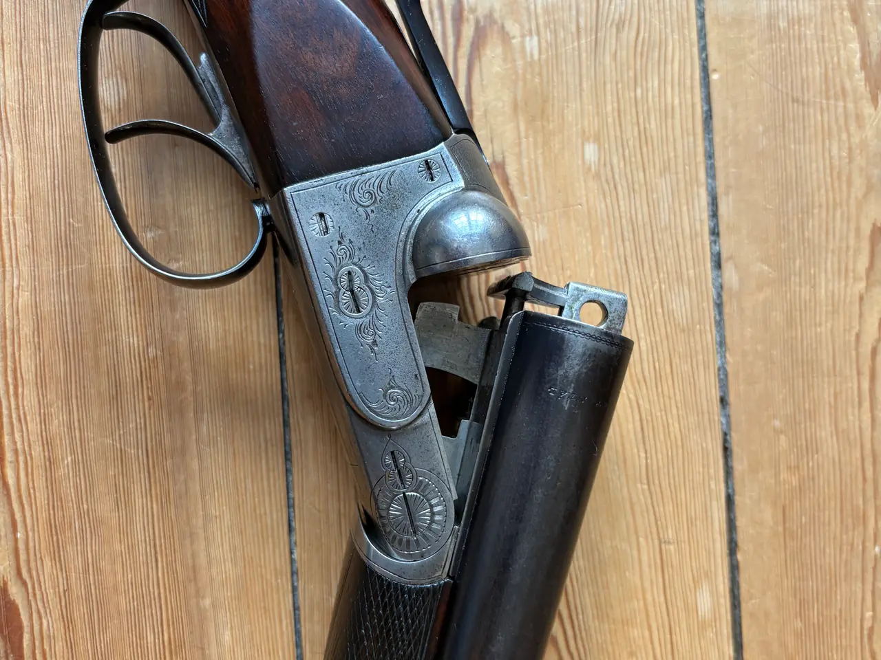 Billede 4 - Husqvarna 310AJ  - flot åretegnet skæfte