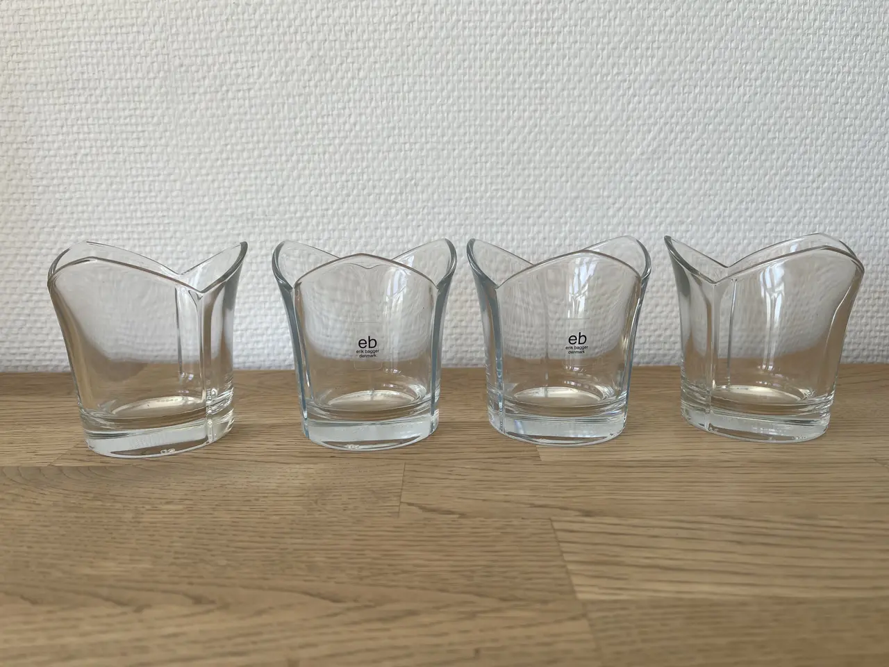 Billede 1 - Erik Bagger lysestager i glas - 25 kr./stk.