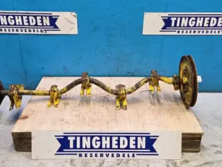New Holland 1550S Rysteraksel 80332844