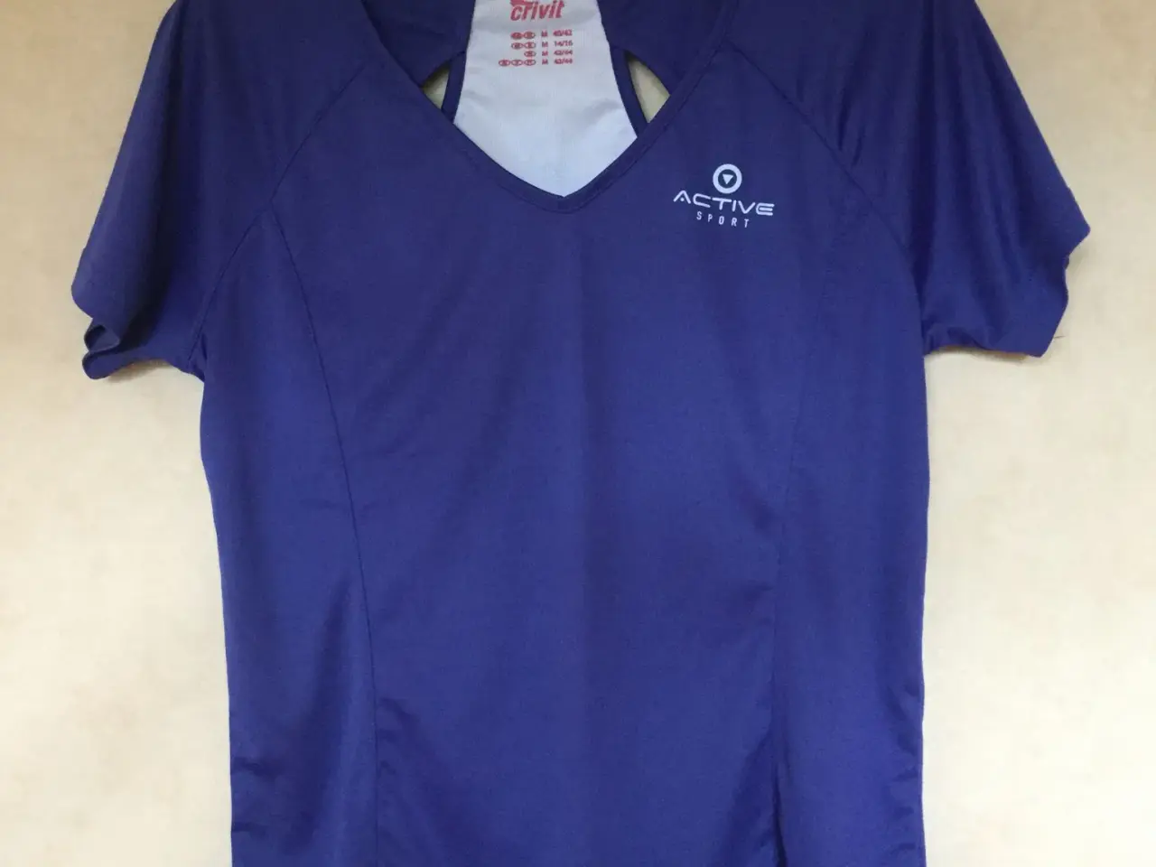 Billede 7 - T-shirt i str. M / L  3 stk. - i alt 99 kr