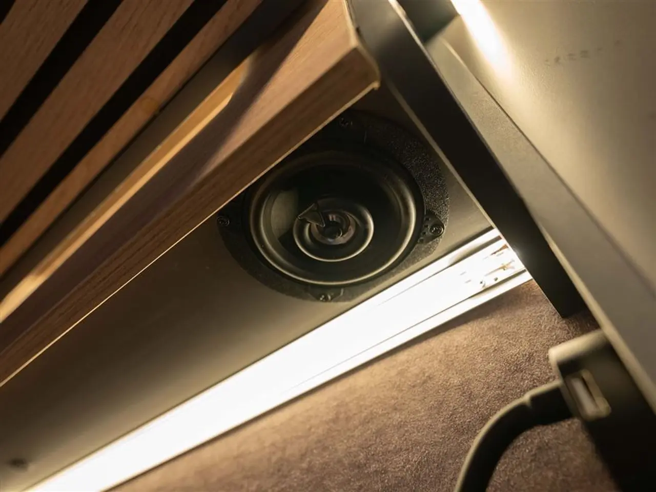 Billede 21 - 2027 - Nomade Nation Space S STEALTH VAN MED LOUNGE I SKANDINAVISK DESIGN