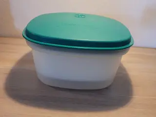 Tupperware Servofix