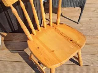 Kro stole til salg