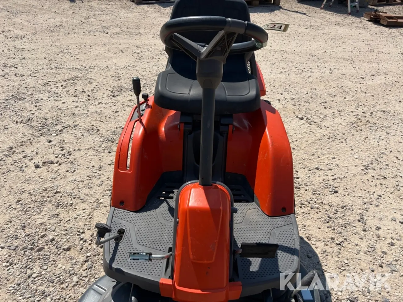 Billede 10 - Græsslåmaskine Husqvarna R111B