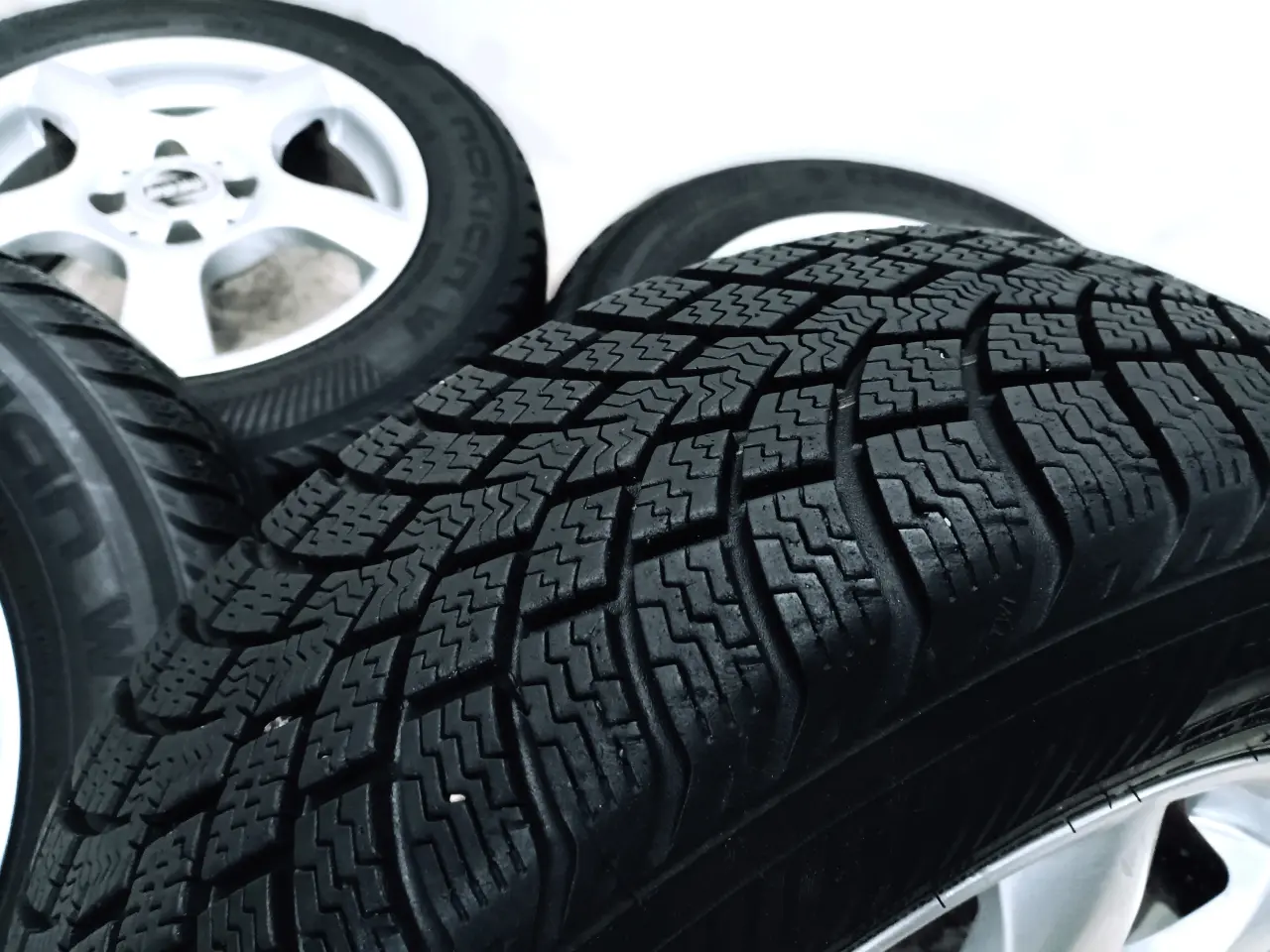 Billede 7 - 4x98 14" ET35 nav 72,5ø Megawheels vintersæt