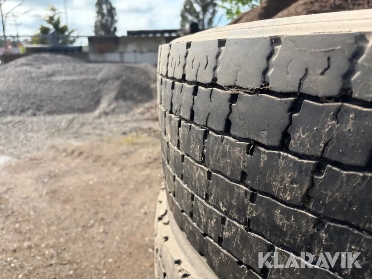 Billede 10 - Dæk Bridgestone M729 315/70R22,5 træk 4 styk