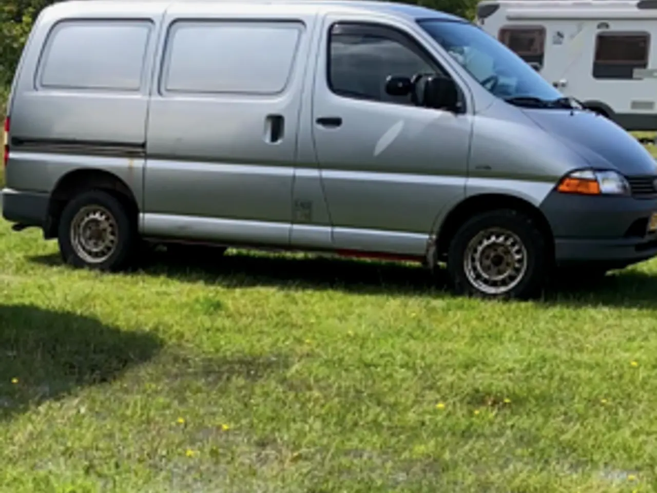 Billede 1 - Toyota Hiace 2.5L Diesel, årgang 2003. 
