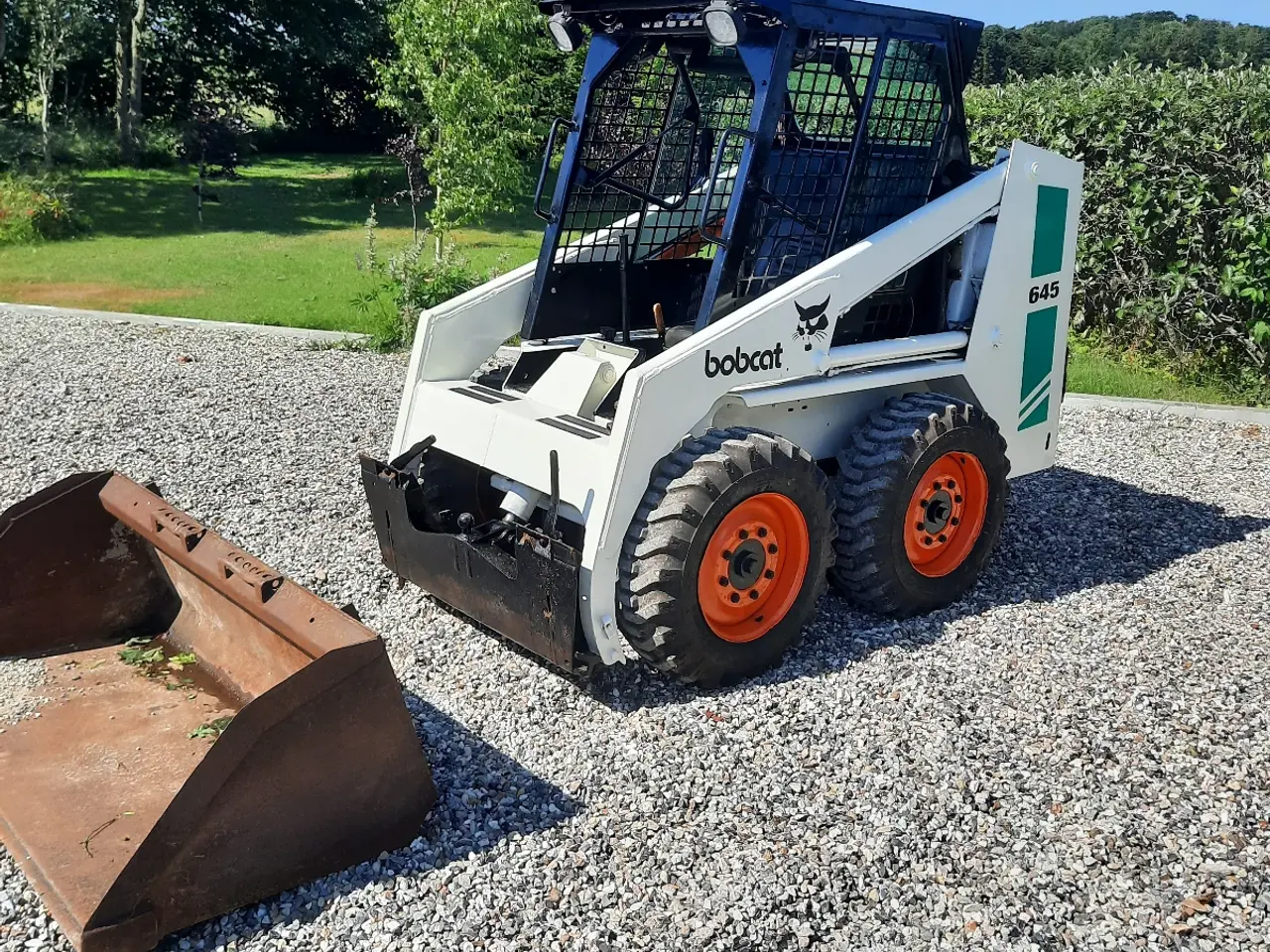 Billede 1 - Bobcat 645 nymalet med 4 ny dæk