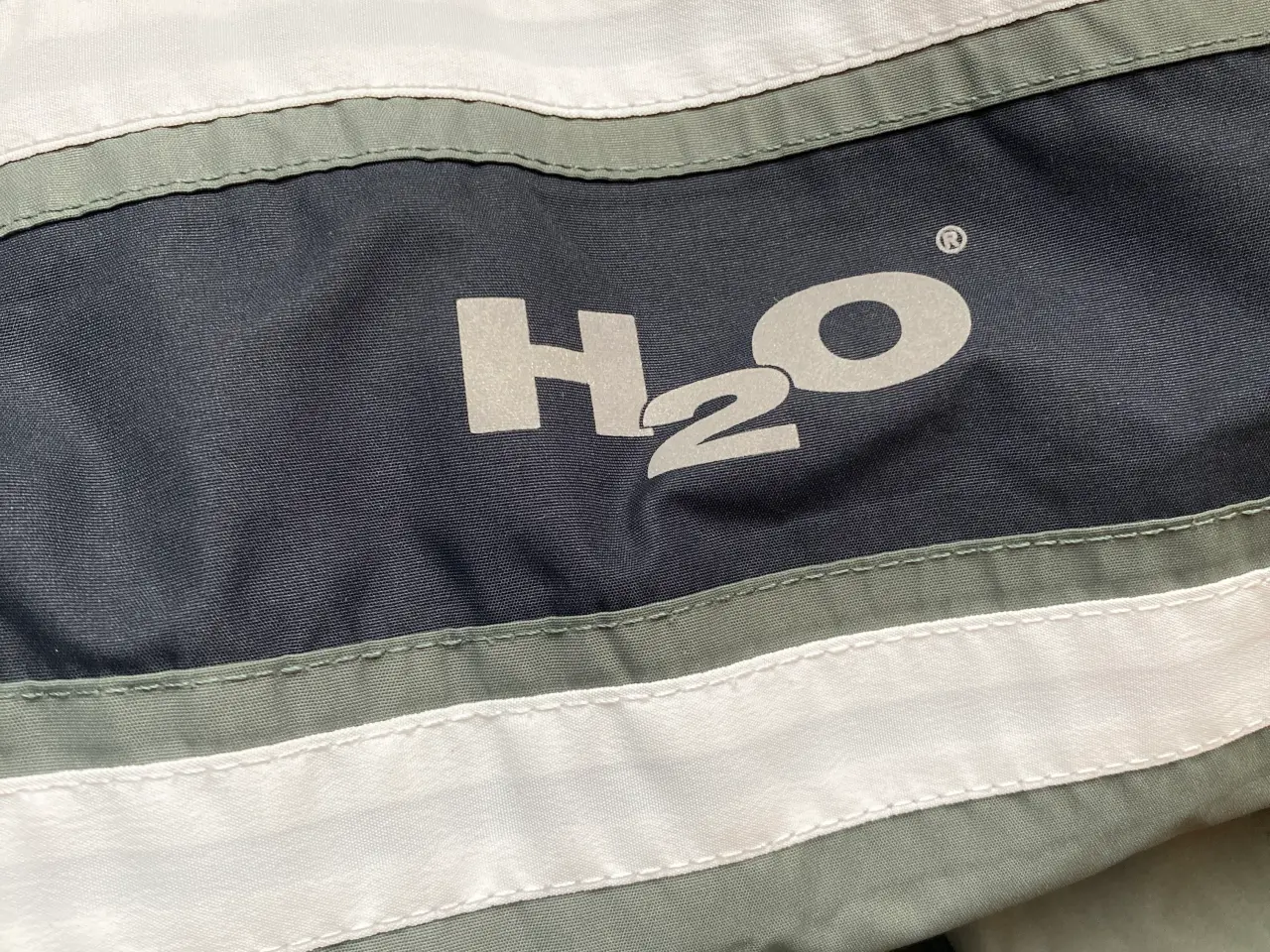 Billede 2 - H2O  jakke herre str L 