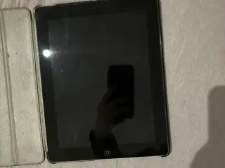 Apple first gen iPad