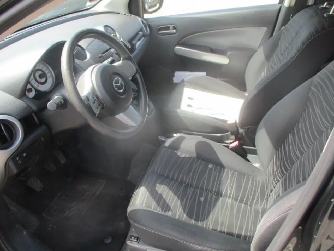 Billede 8 - Mazda 2 1,3