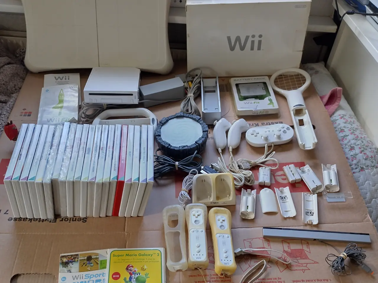 Billede 1 - Wii Konsol inkl. 21 Spil og Tilbehør