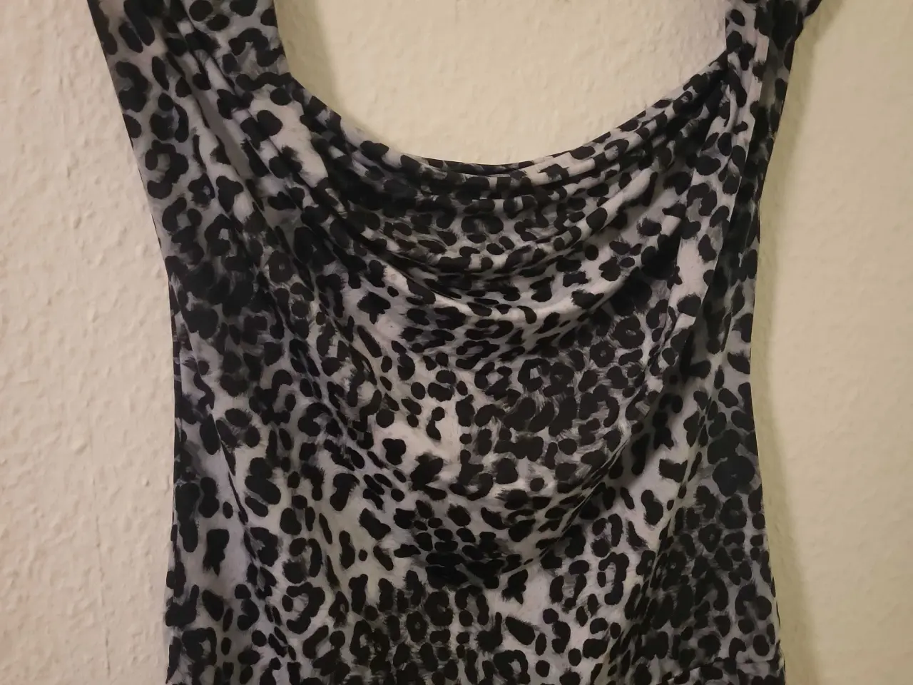 Billede 1 - Grå Leopard Top