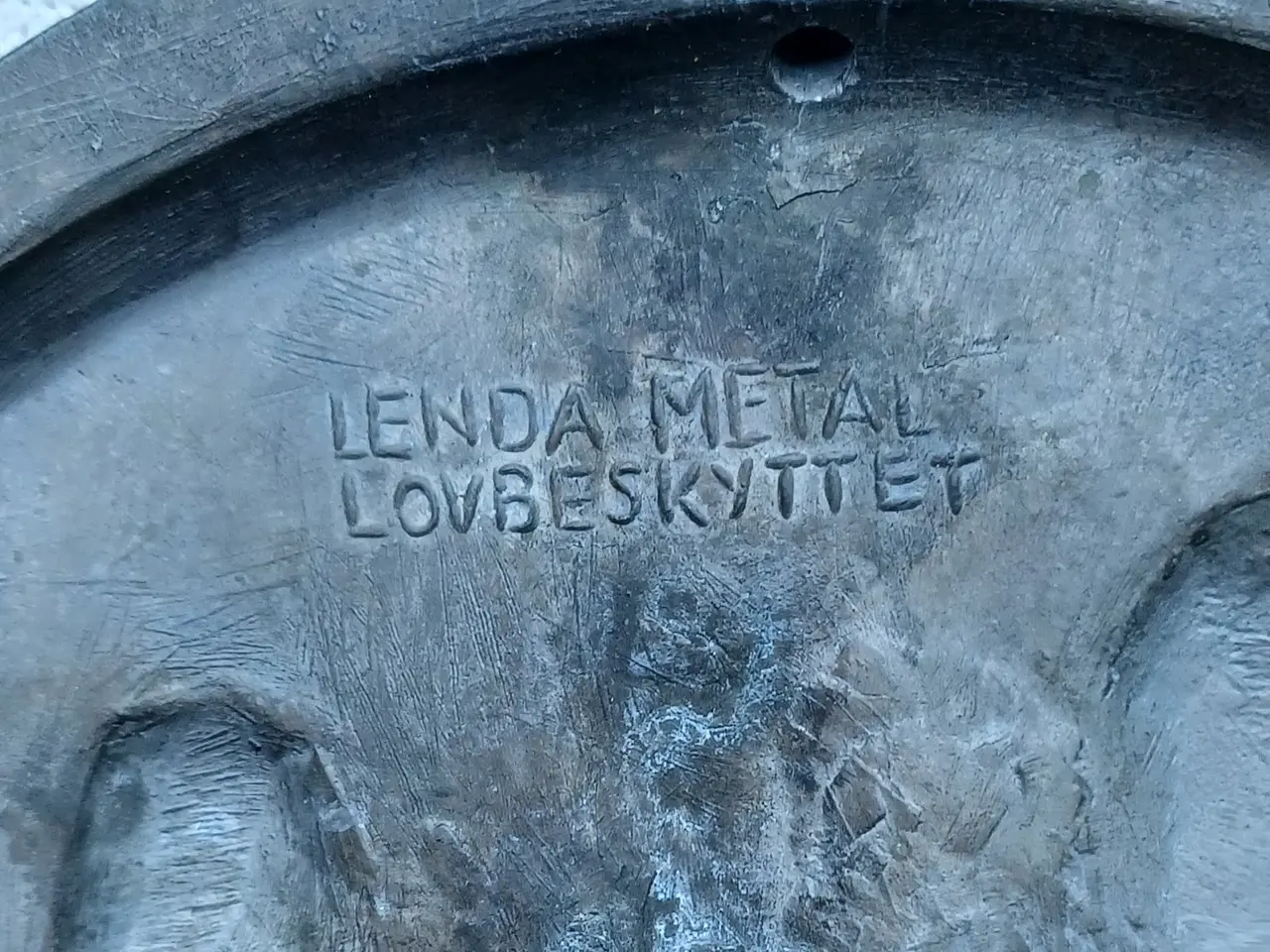 Billede 2 - Mindeplade, nationalt symbol.