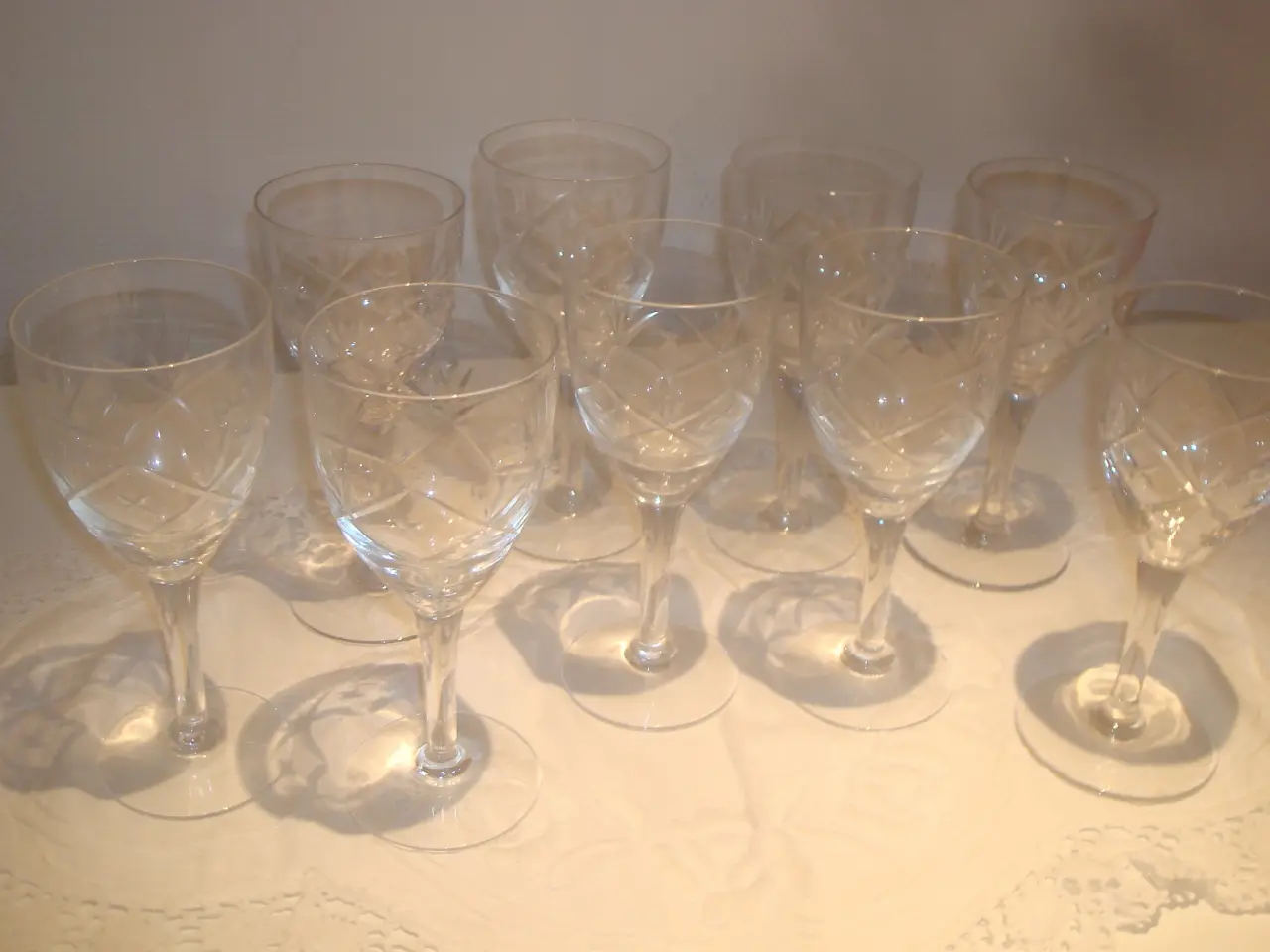 Billede 3 - ULLA STORE RØDVIN 18.3 - 18.5 cm, flotteste stand