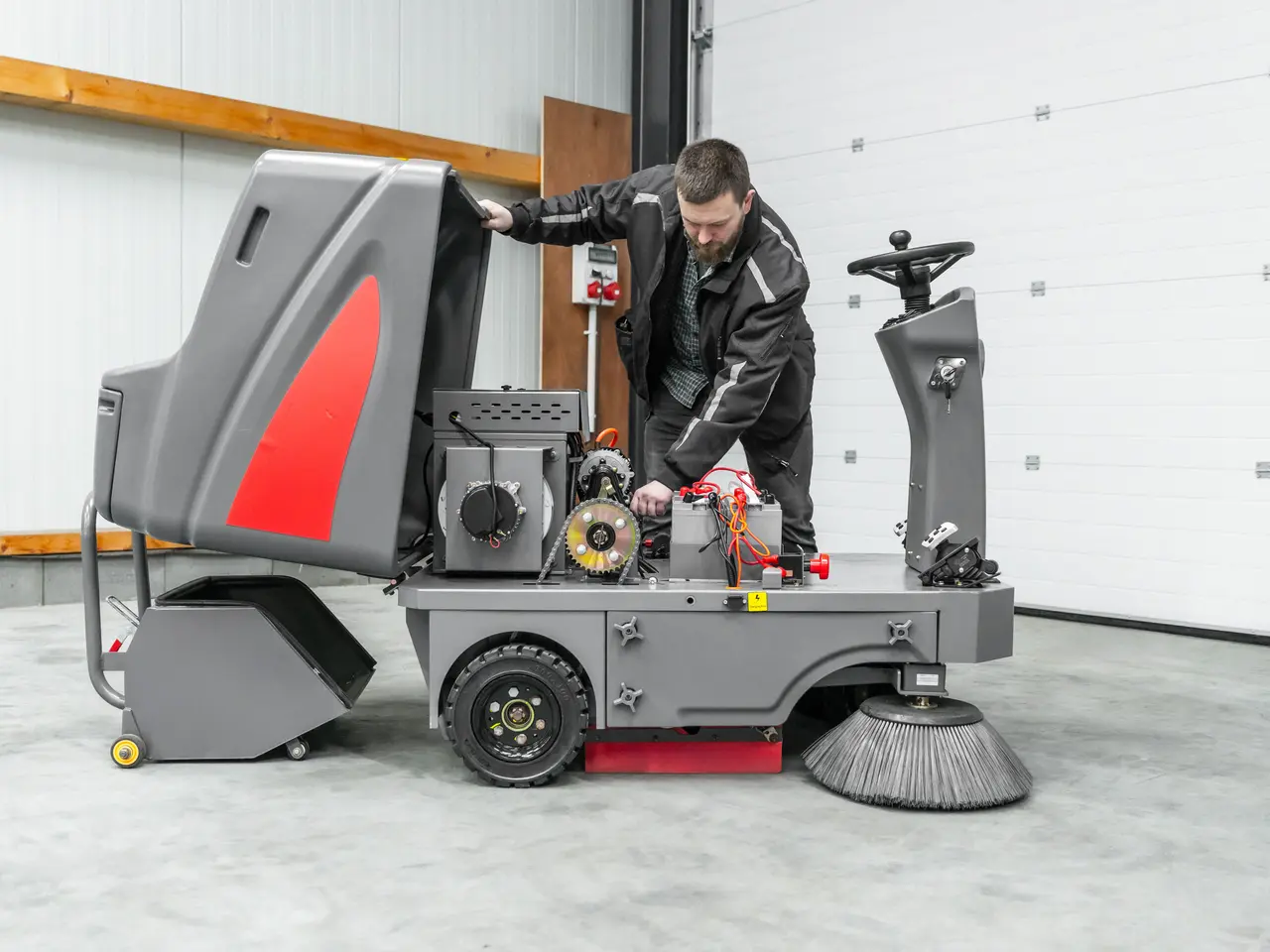 Billede 10 - CleanMaster Ultimate ride-on fejemaskine – 8800 m²/t