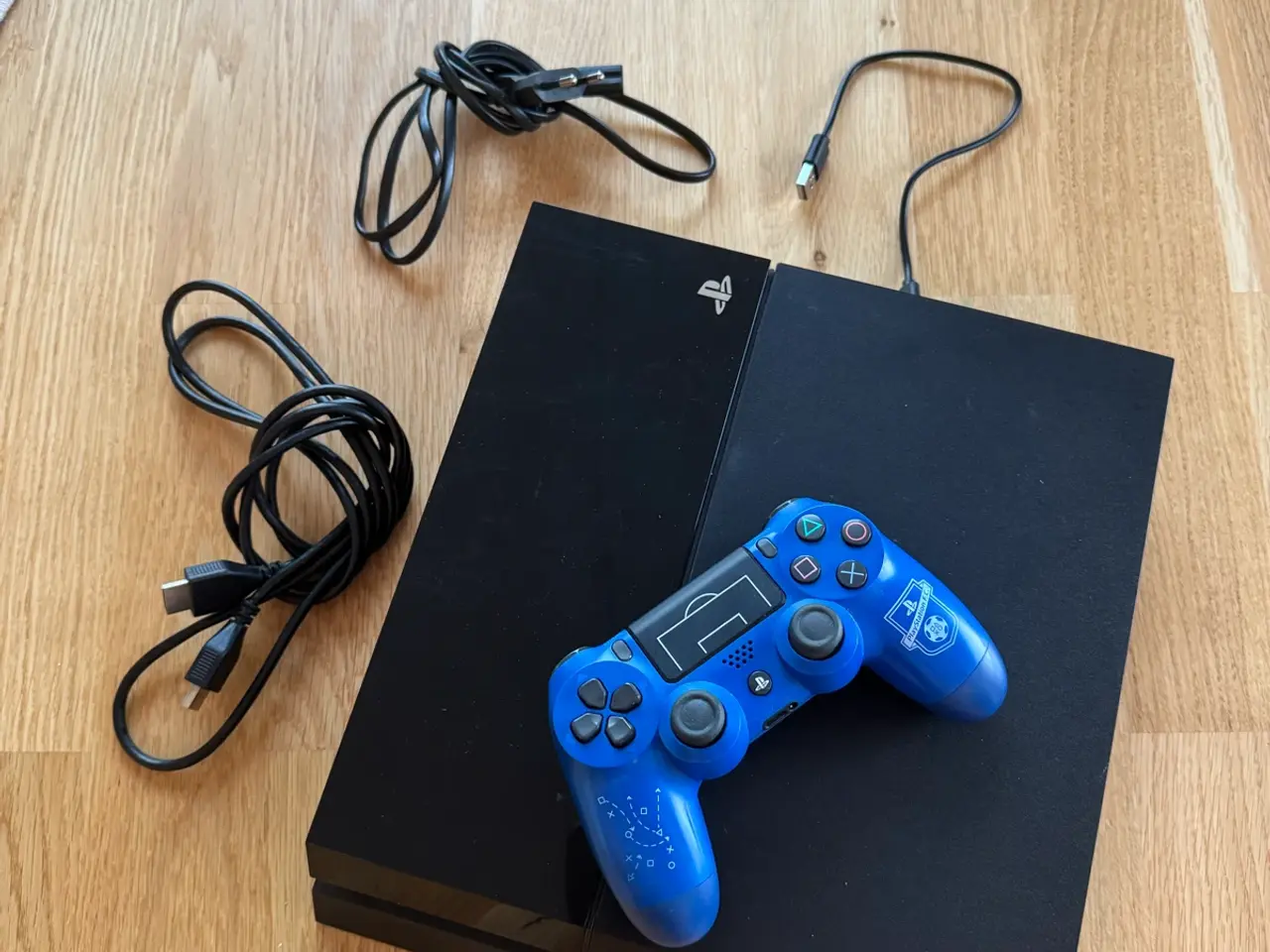 Billede 2 - PlayStation 4 + 4 spil + controller