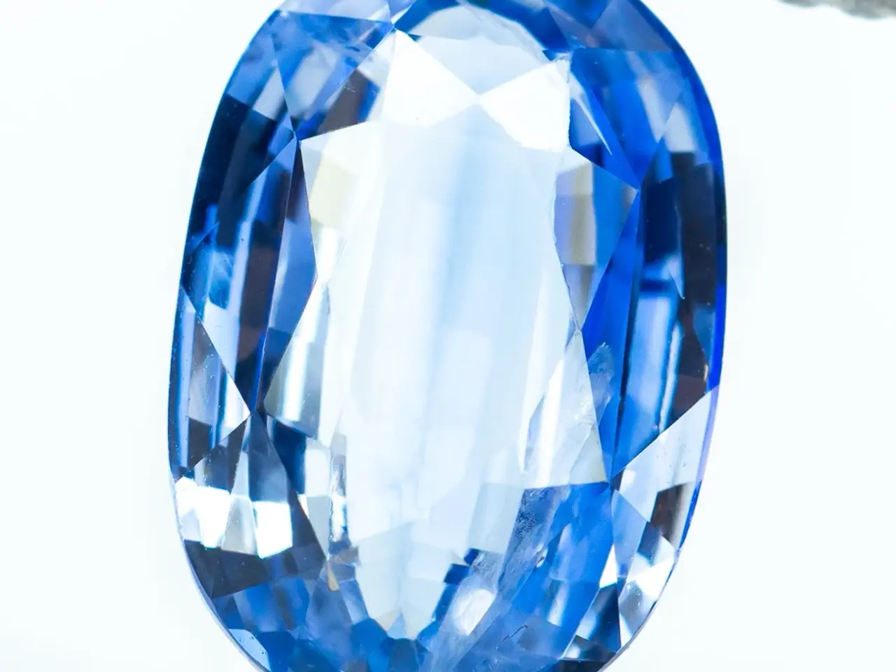 Billede 2 - Safir - 3.05 ct(lyseblå)
