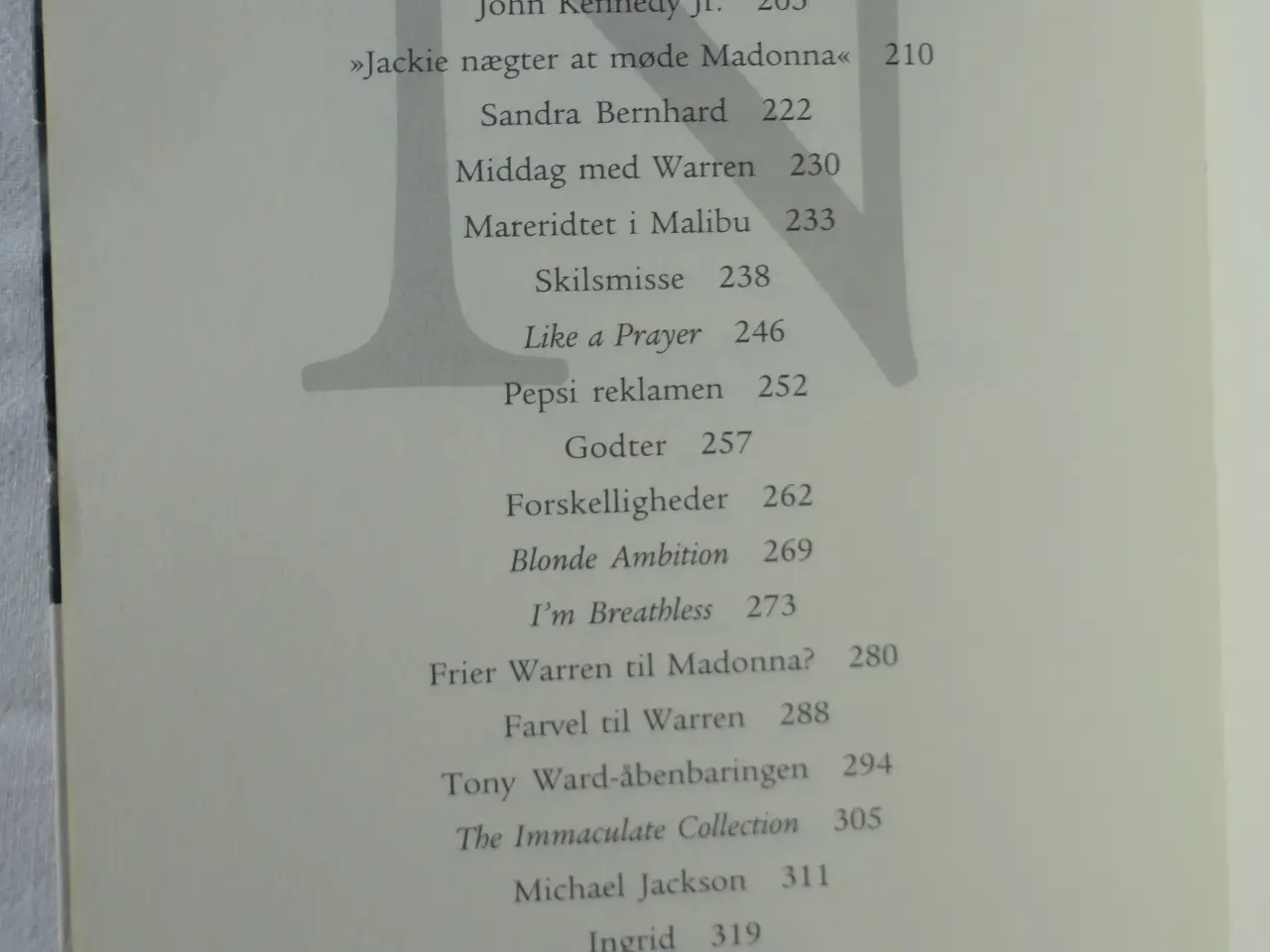Billede 3 - Madonna - en intim biografi :