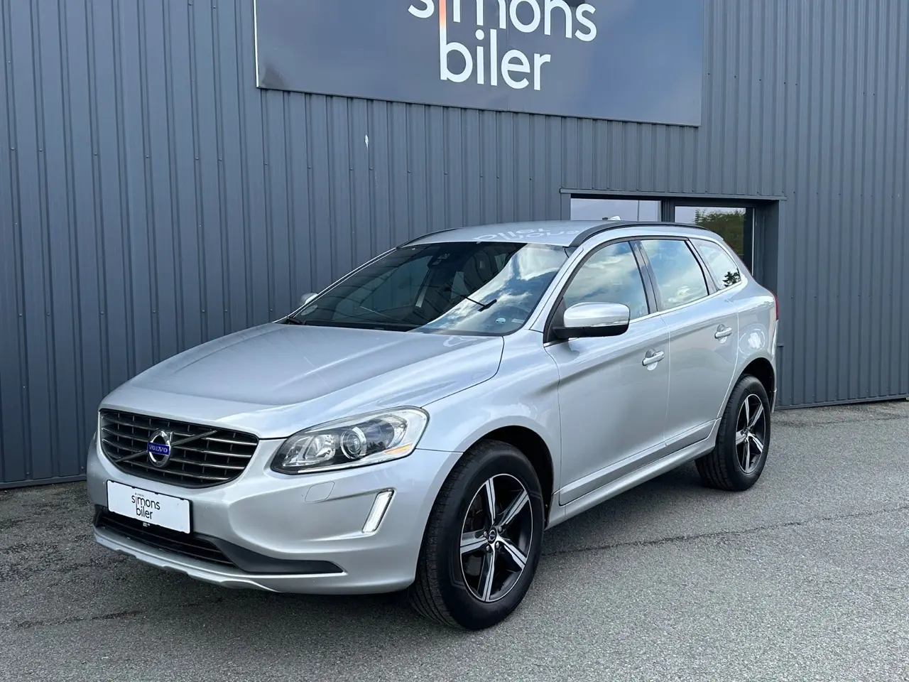 Billede 1 - Volvo XC60 2,0 D4 181 Momentum aut.