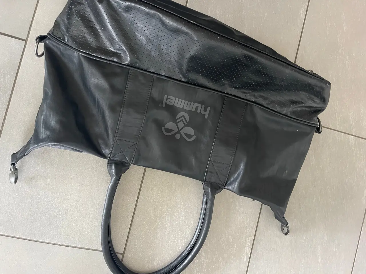 Billede 3 - Hummel 35L Jet Medium Weekend Bag Black 40 x 48
