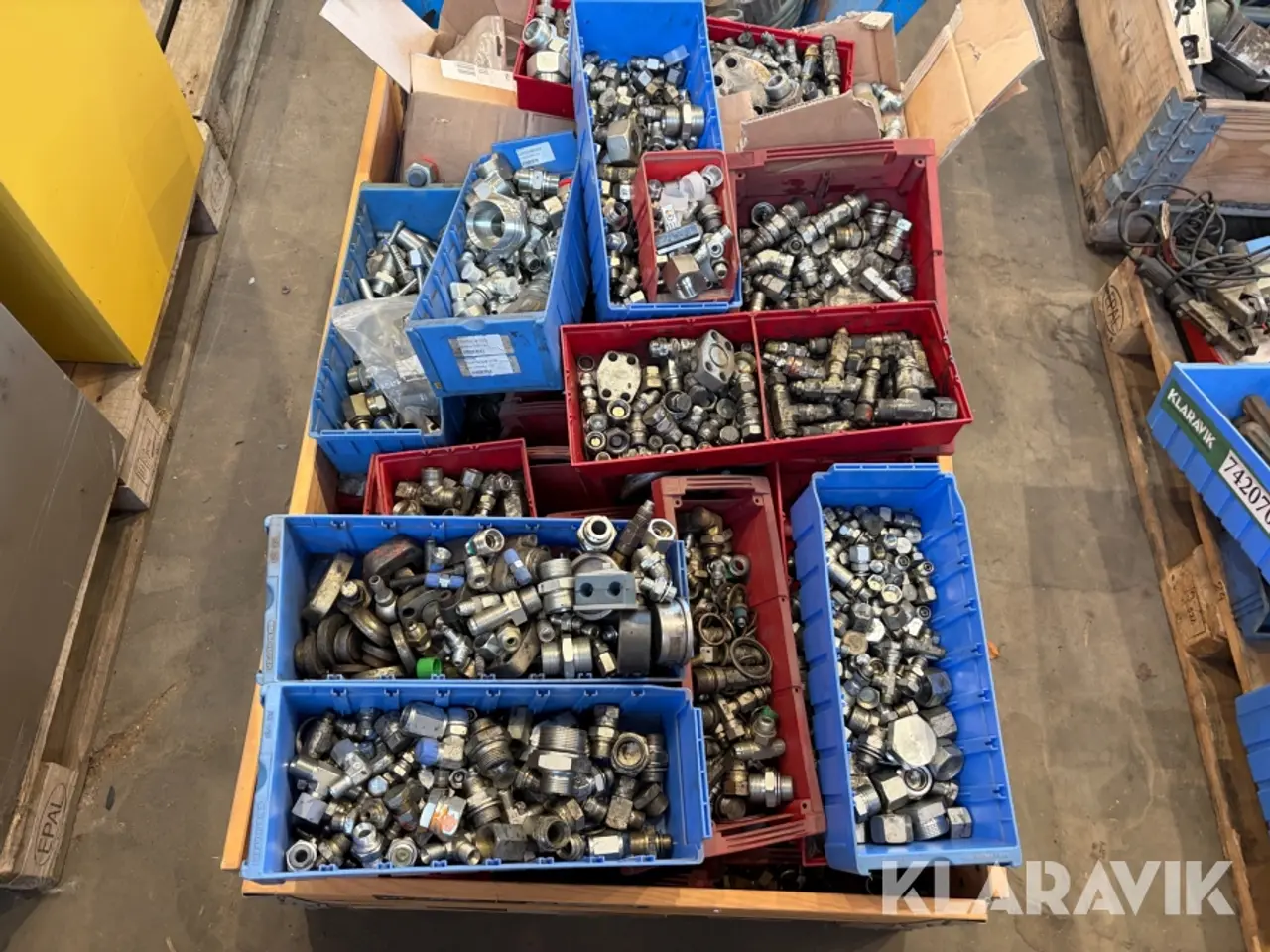 Billede 2 - Assorterede hydraulik fittings - cirka 30 kasser