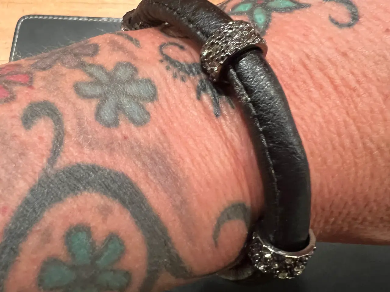 Billede 5 - Flot pilgrim armbånd