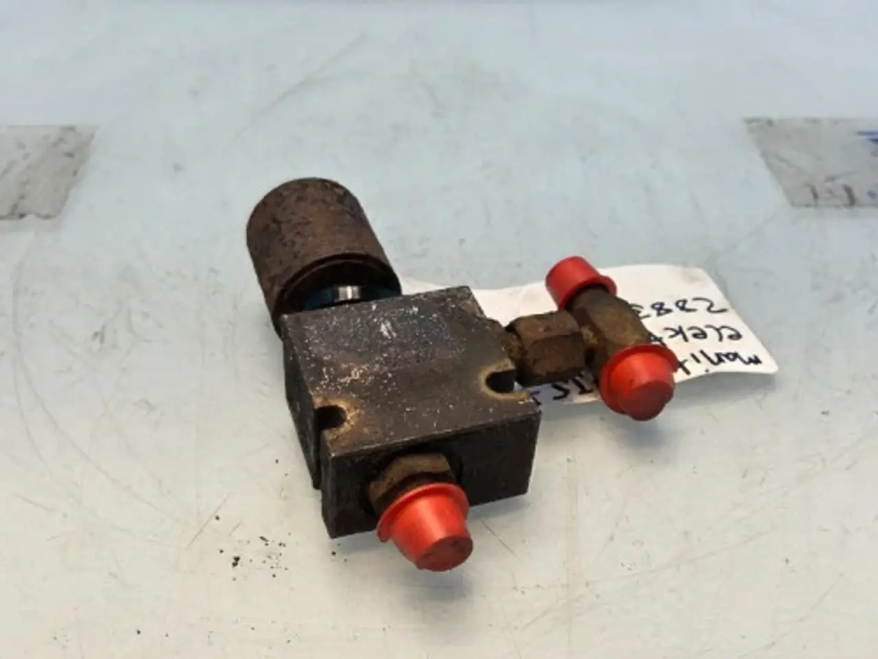 Billede 3 - Manitou 735-120 Elektroventil 288334