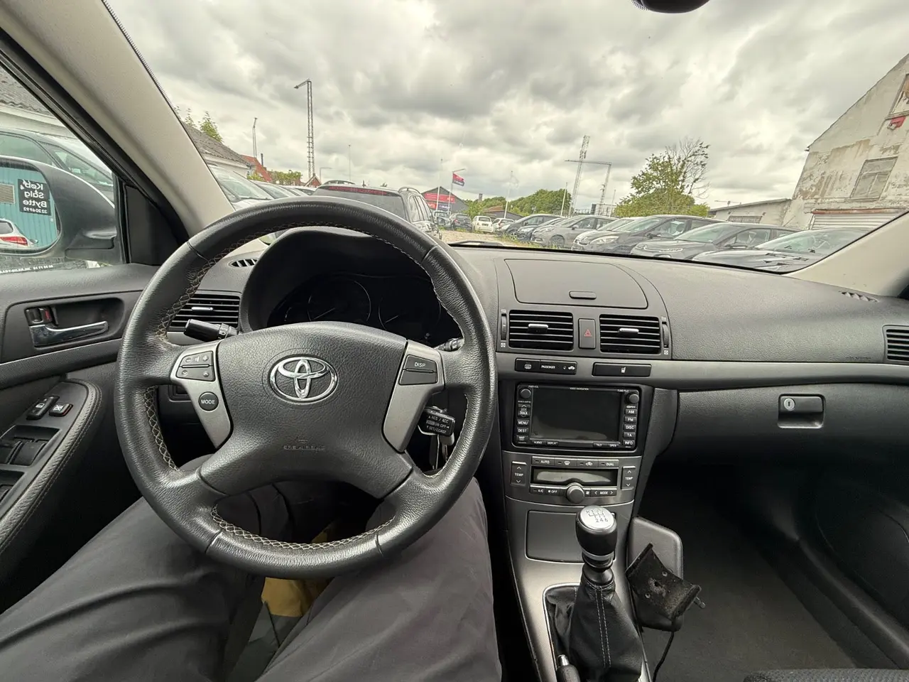 Billede 11 - Toyota Avensis 2,2 D-CAT 177 Executive stc.