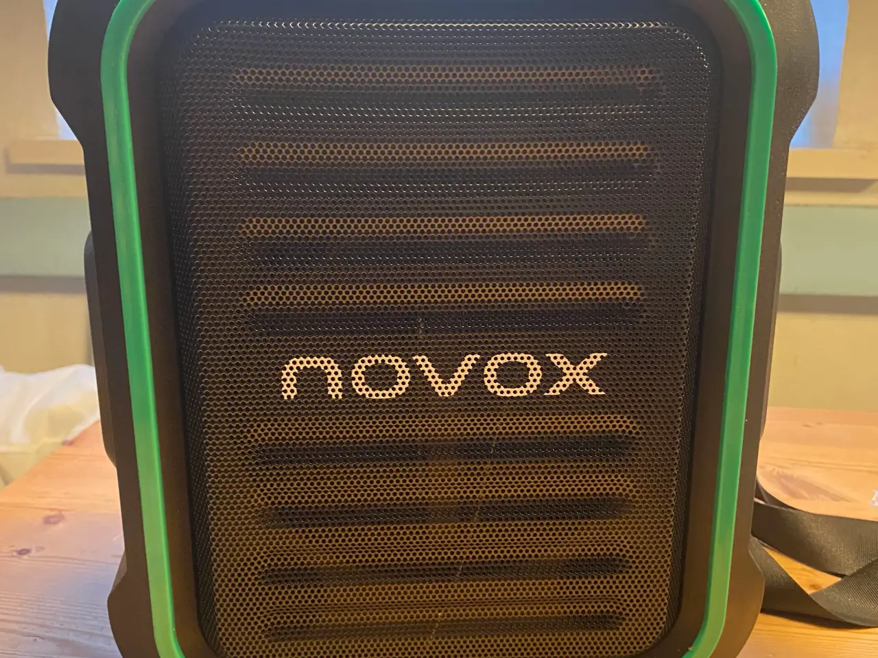Billede 1 - Novox bloototh højtaler, soundbar