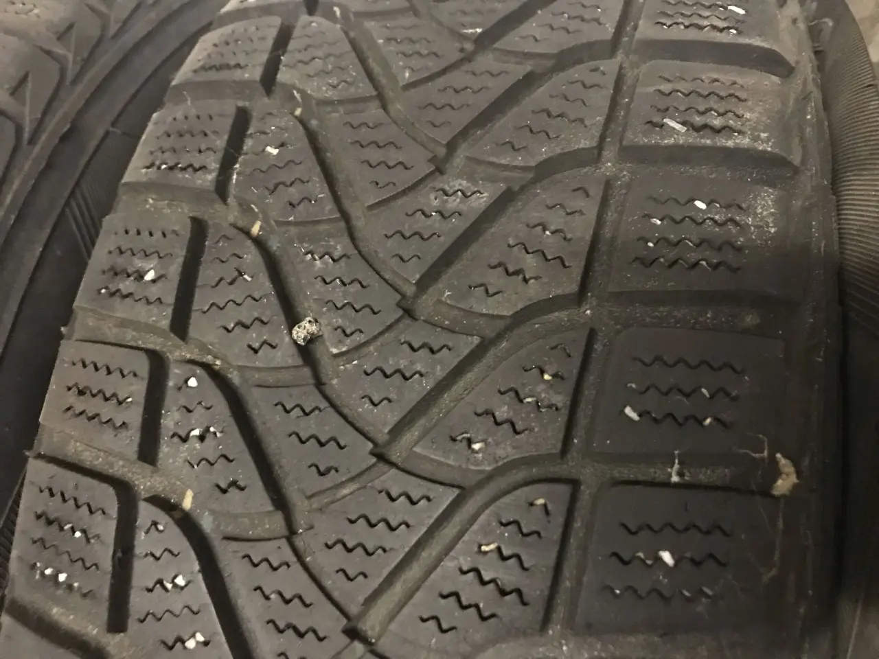 Billede 2 - Firestone winterhawk Skoda