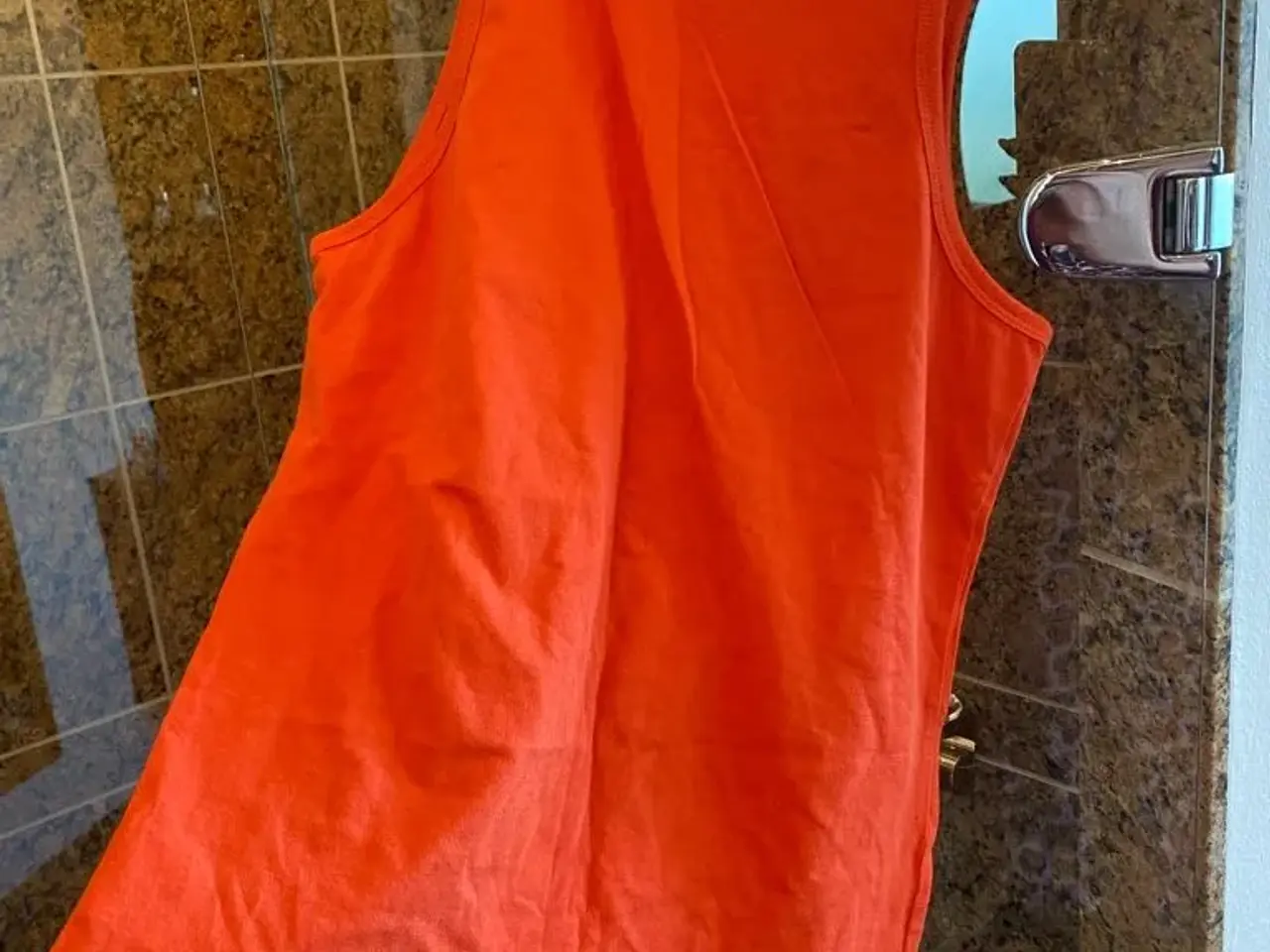 Billede 3 - Smart orange bluse str 36