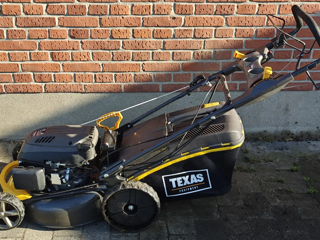 Billede 1 - Texas Plæneklipper med El starter