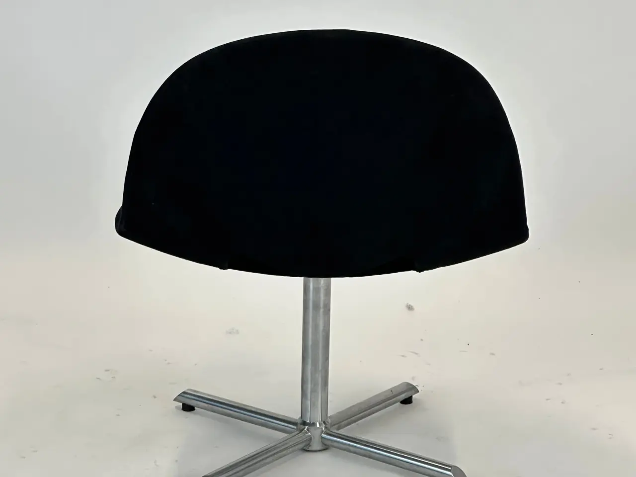 Billede 5 - Fredericia Furniture Rex Loungestol – Sort Metal Stel