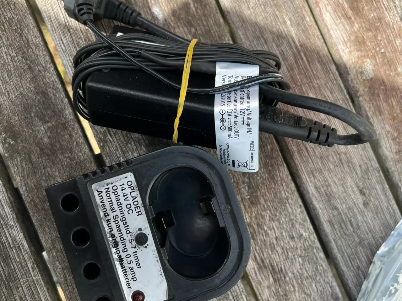 Billede 2 - Oplader til ældre Makita stav batterier 9,6 - 14,4