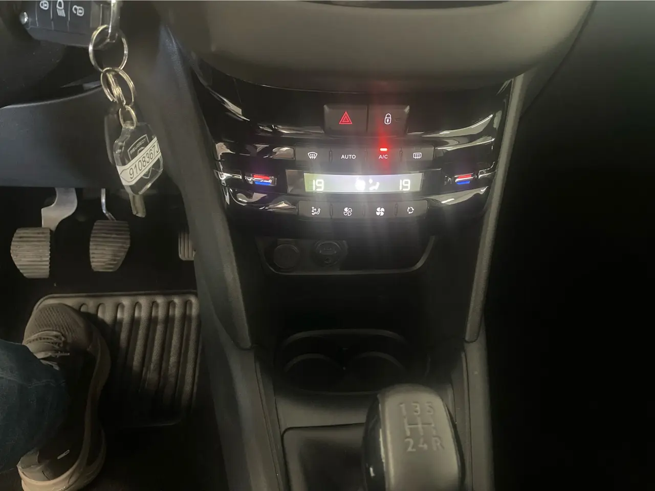 Billede 15 - Peugeot 208 1,2 VTi 82 Strike