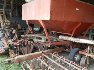 - - - Kornvogn