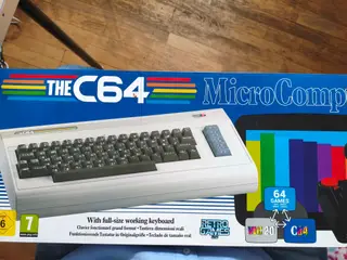 1 x (the) Comoodore 64 m.m.