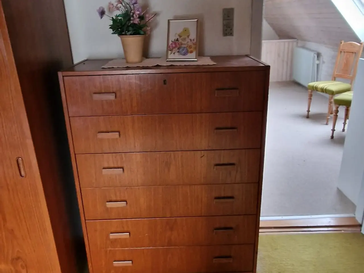 Billede 1 - Teak træ kommode