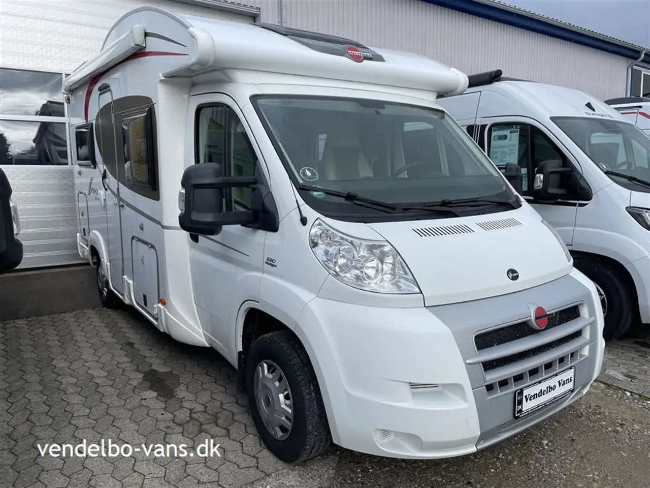 Billede 1 - 2013 - Bürstner Ixeo Time IT 585 UNDER 6 METER - masser af gulvplads