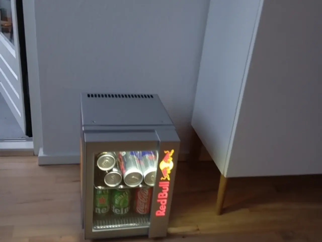 Billede 1 - RedBull køleskab 